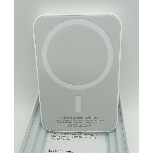 NEW Magnetic Wireless Power Bank for iPhone 12,13,14,15 w/Charging Cable - Picture 2 of 3